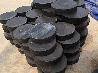 亳州板式橡胶支座由若干层橡胶片与薄钢板经加压硫化